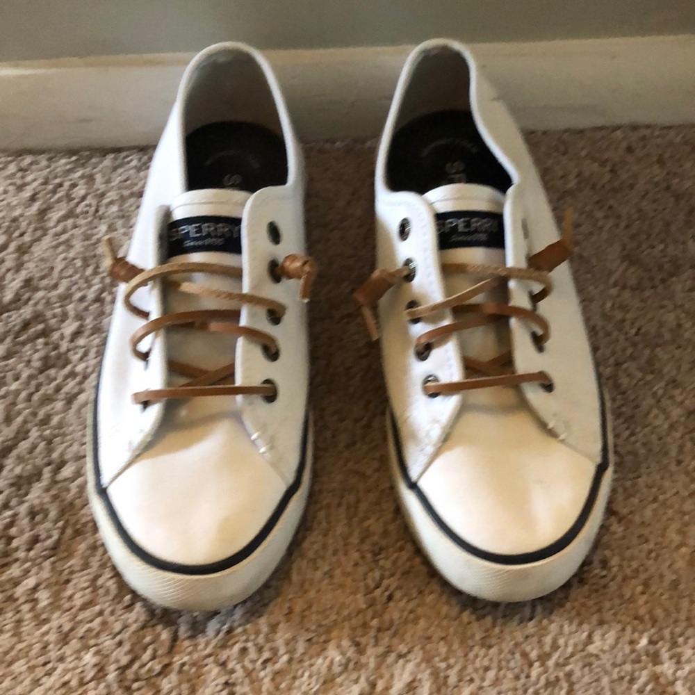 Sherry Boat Shoes/Sneakers